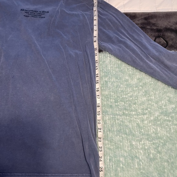 Abercrombie long sleeve T-shirt - Picture 4 of 5